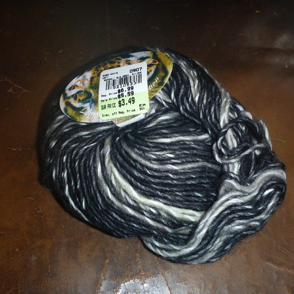 Bengali Office Ball Bengali Queensland Collection Wool Blend Yarn